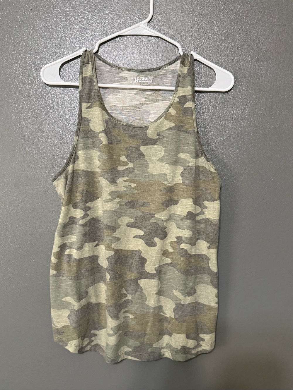 Mudd Women's Camo Scoop Neck Tank - Green & Tan.